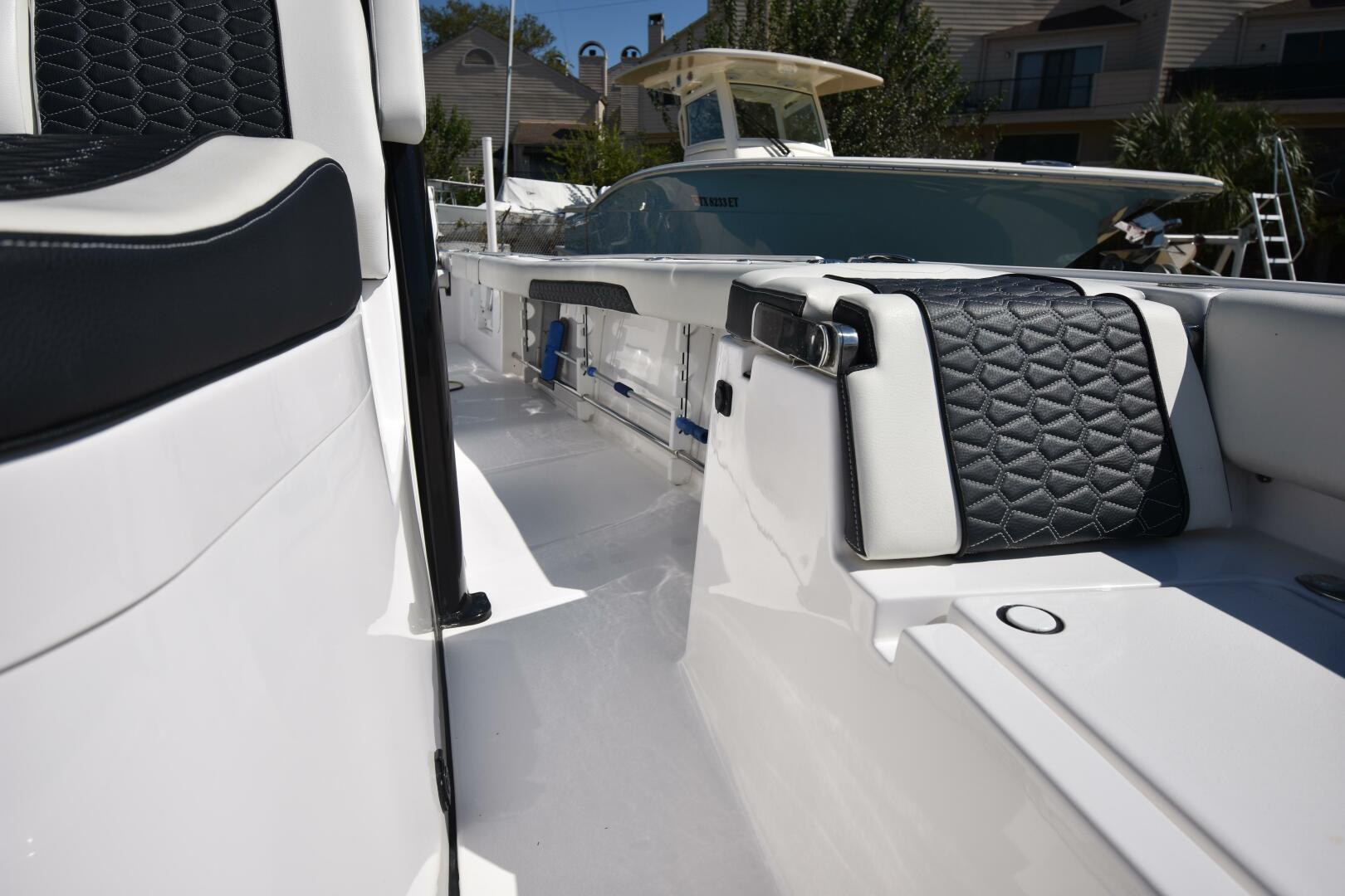 2024 Tidewater 3100 Carolina Bay 