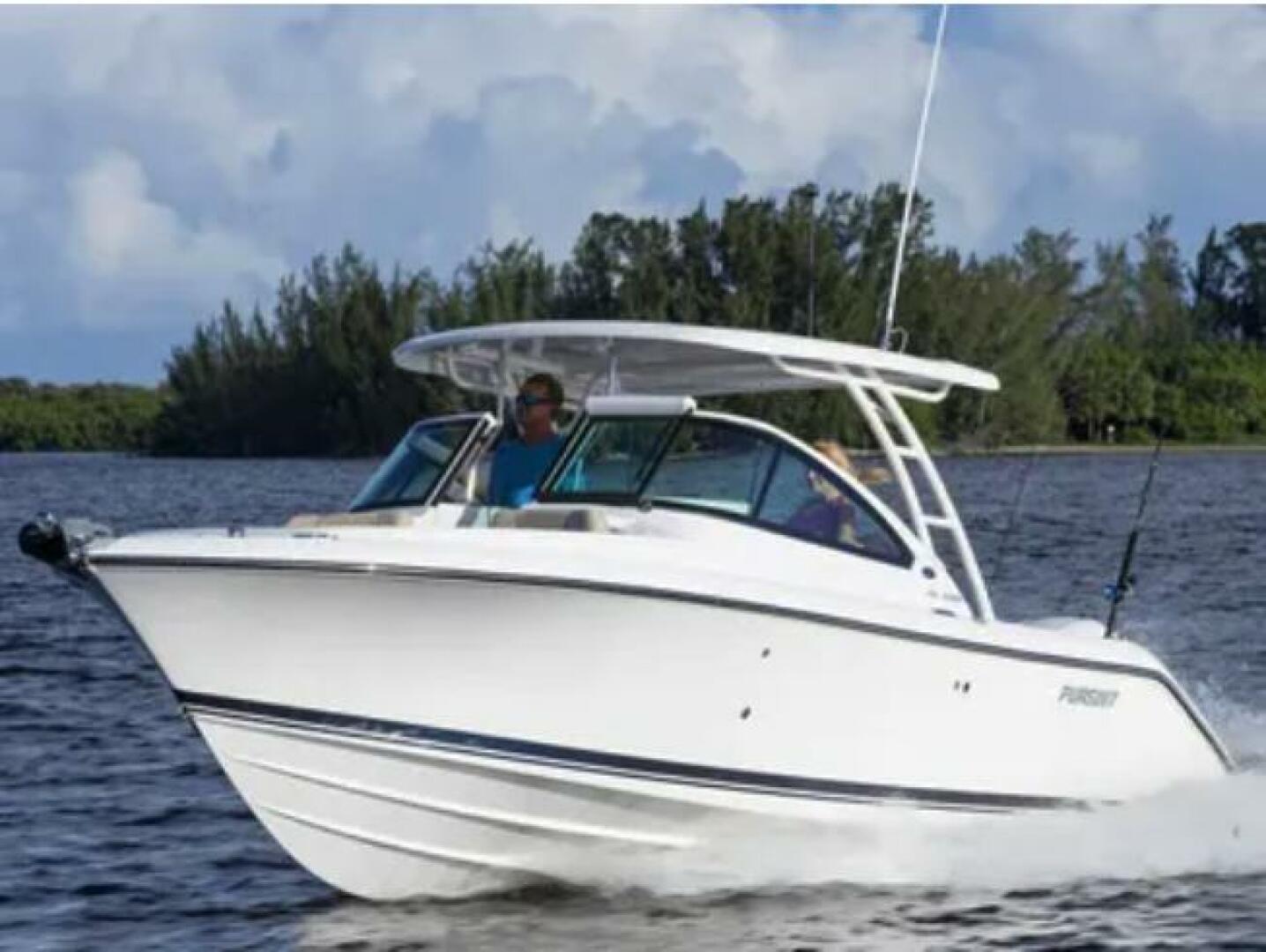 24ft Pursuit Yacht For Sale