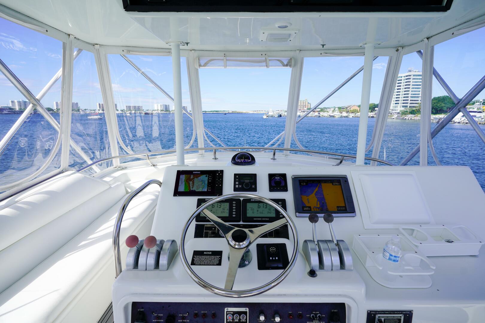 1994 Hatteras 46 convertible