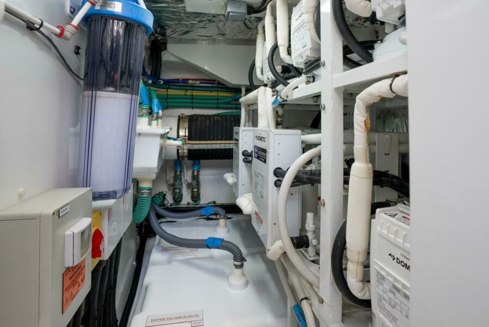 Princess F62 Stumped- Engine Room