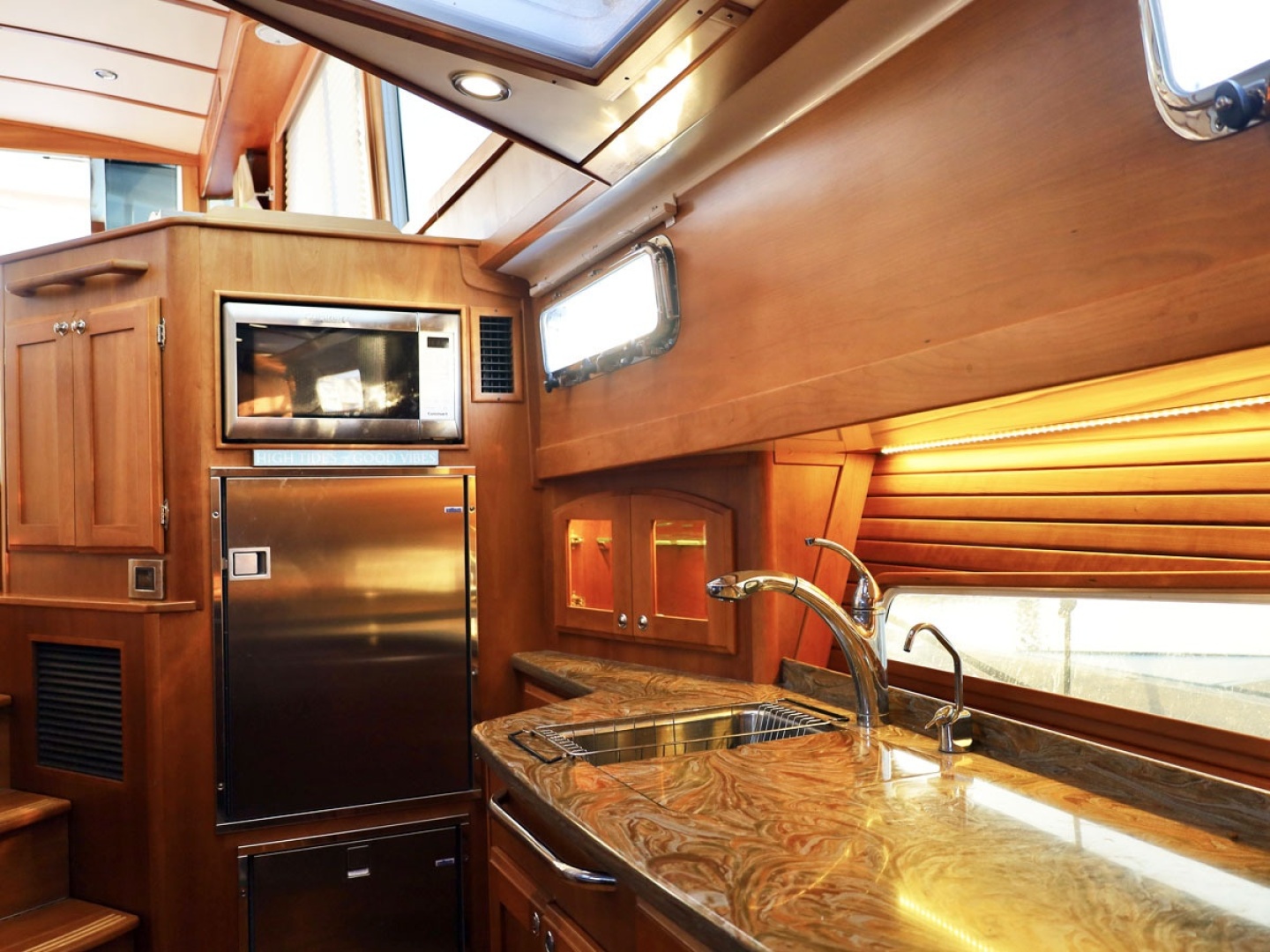 UNNAMED 48ft Sabre Yacht For Sale UNNAMED 48ft Sabre Yacht For Sale