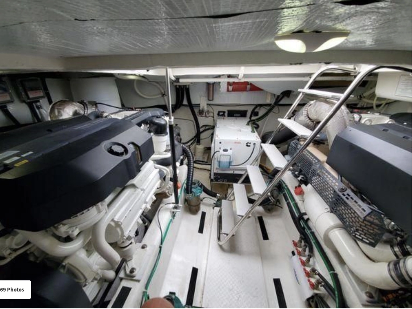 Sabre 48 Flybridge Sedan Yacht For Sale