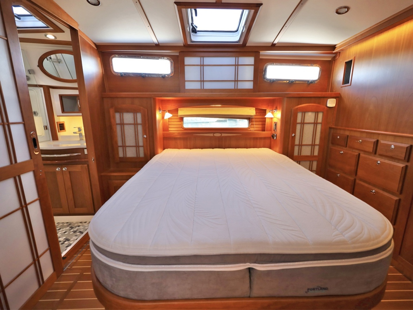 UNNAMED 48ft Sabre Yacht For Sale UNNAMED 48ft Sabre Yacht For Sale