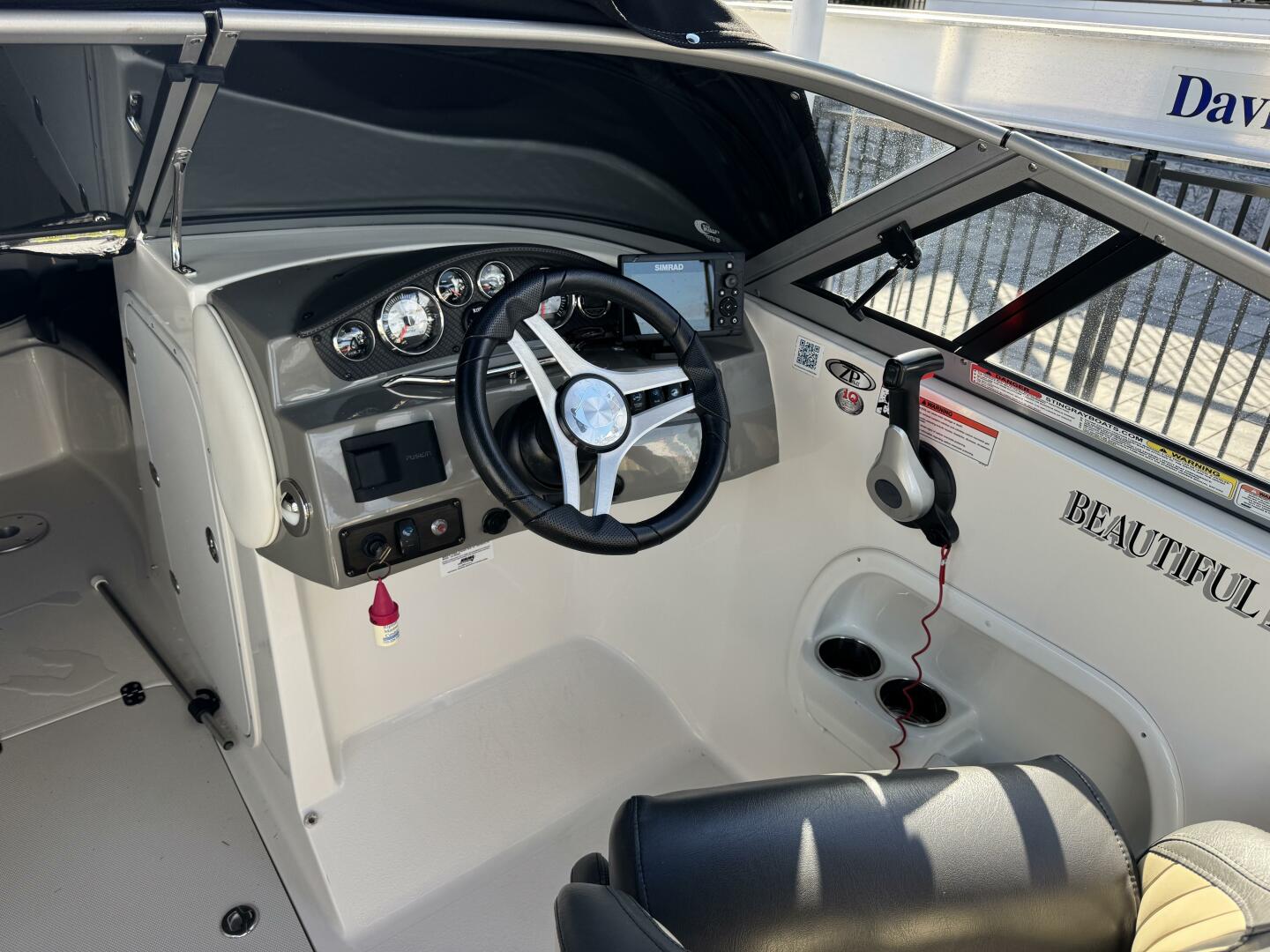 23ft Stingray Yacht For Sale