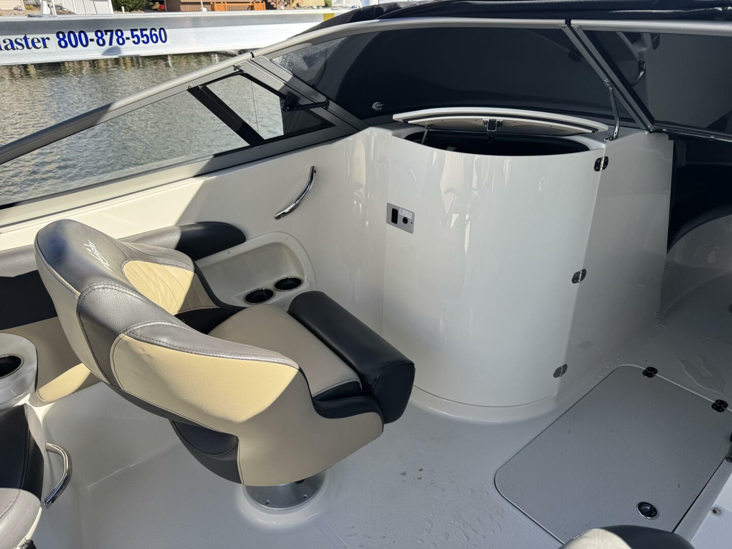 23ft Stingray Yacht For Sale