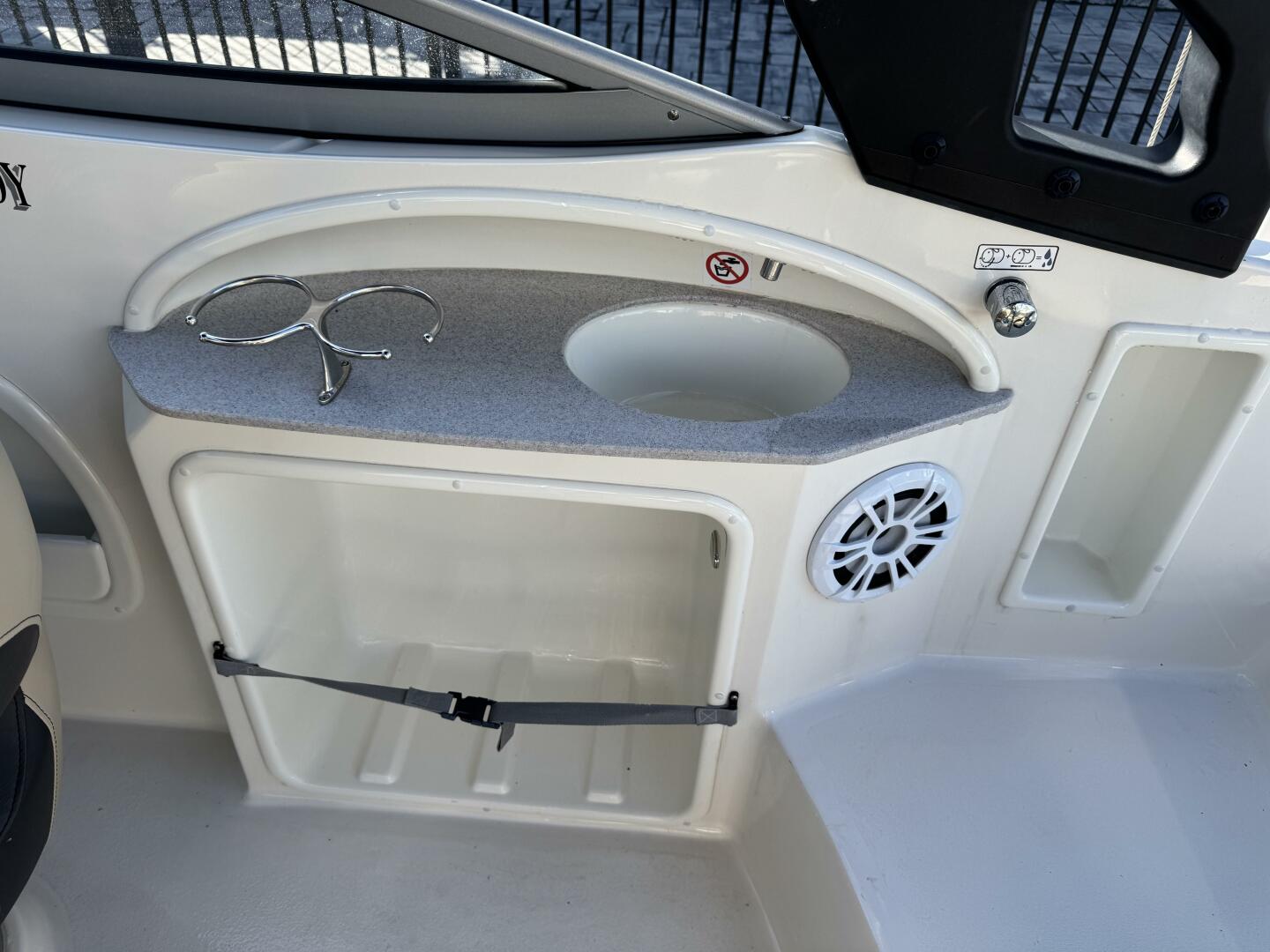23ft Stingray Yacht For Sale