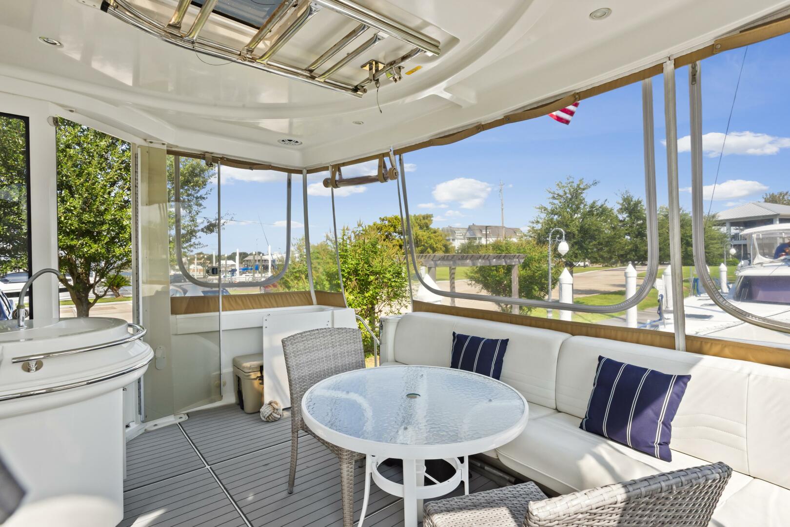 Noahgenda 46ft Carver Yacht For Sale