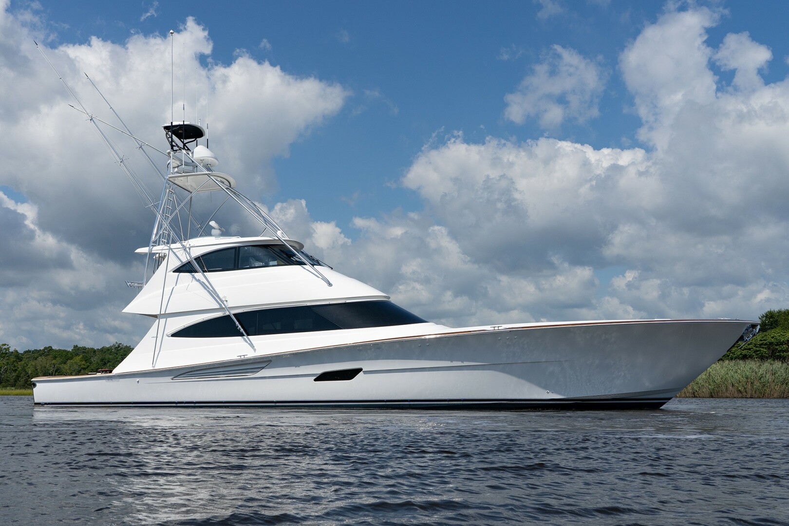 13229 かなり希少捕鯨使用済切手シート透かしなし 2027 Viking 82 Enclosed Bridge Yacht For Sale | NEW BUILD | SI Yachts