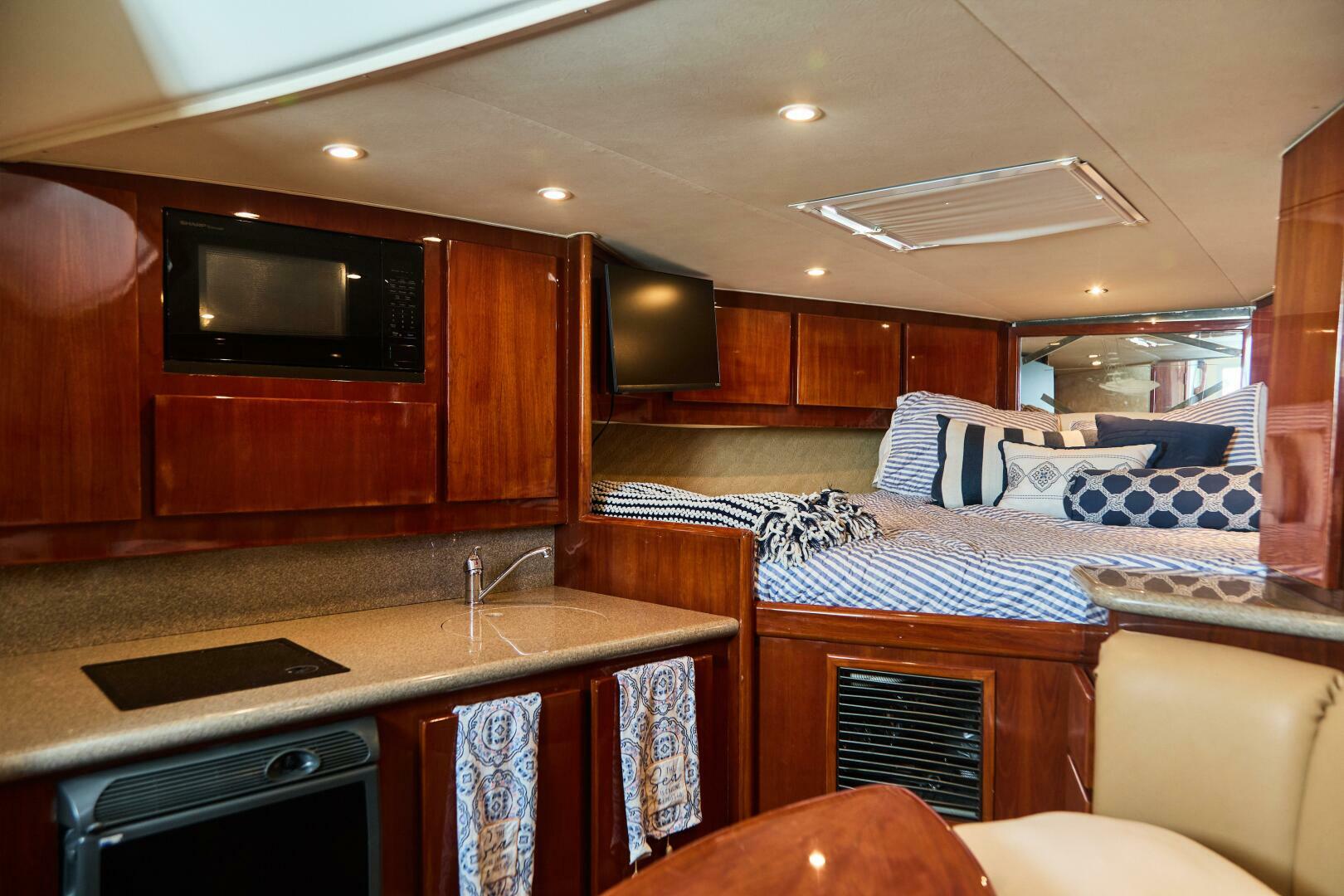 35ft Egg Harbor Yacht For Sale