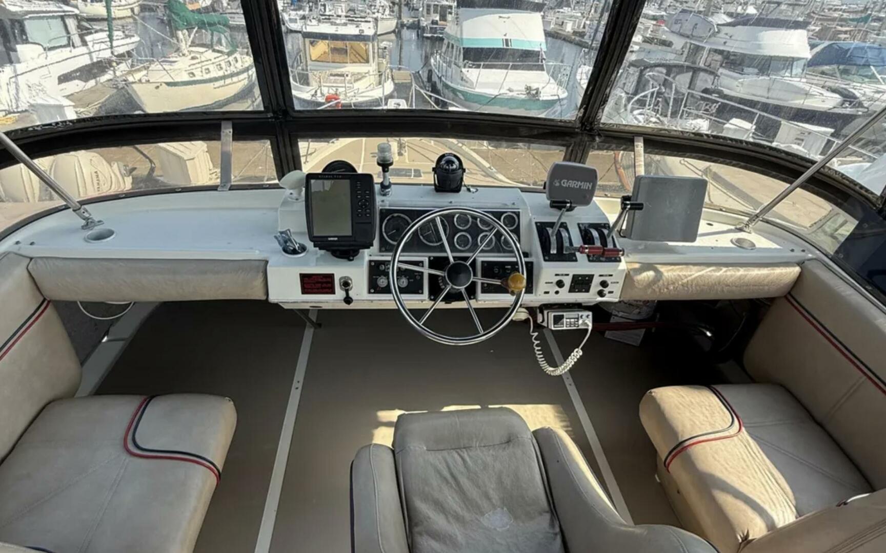 40ft Bayliner Yacht For Sale