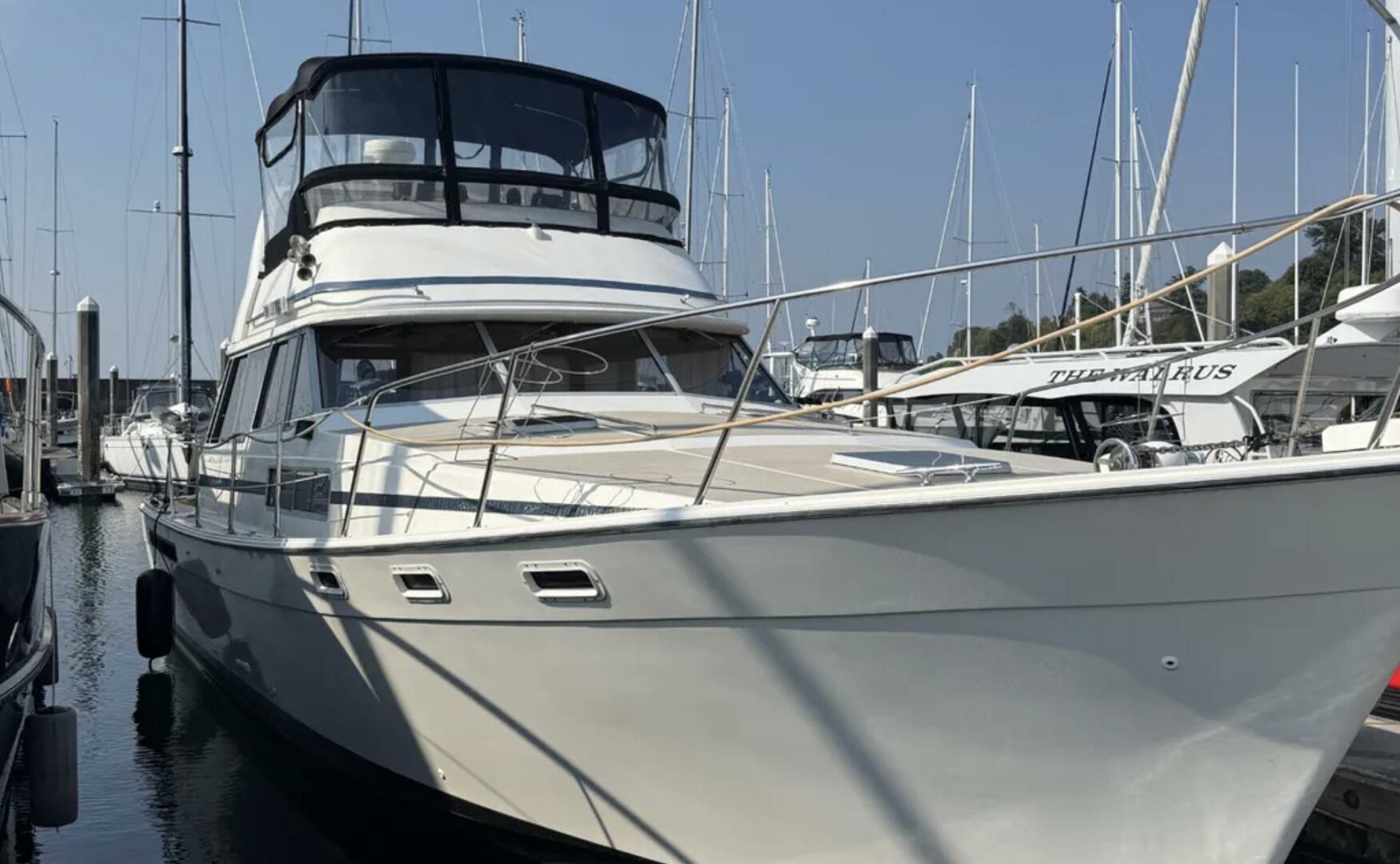 40ft Bayliner Yacht For Sale