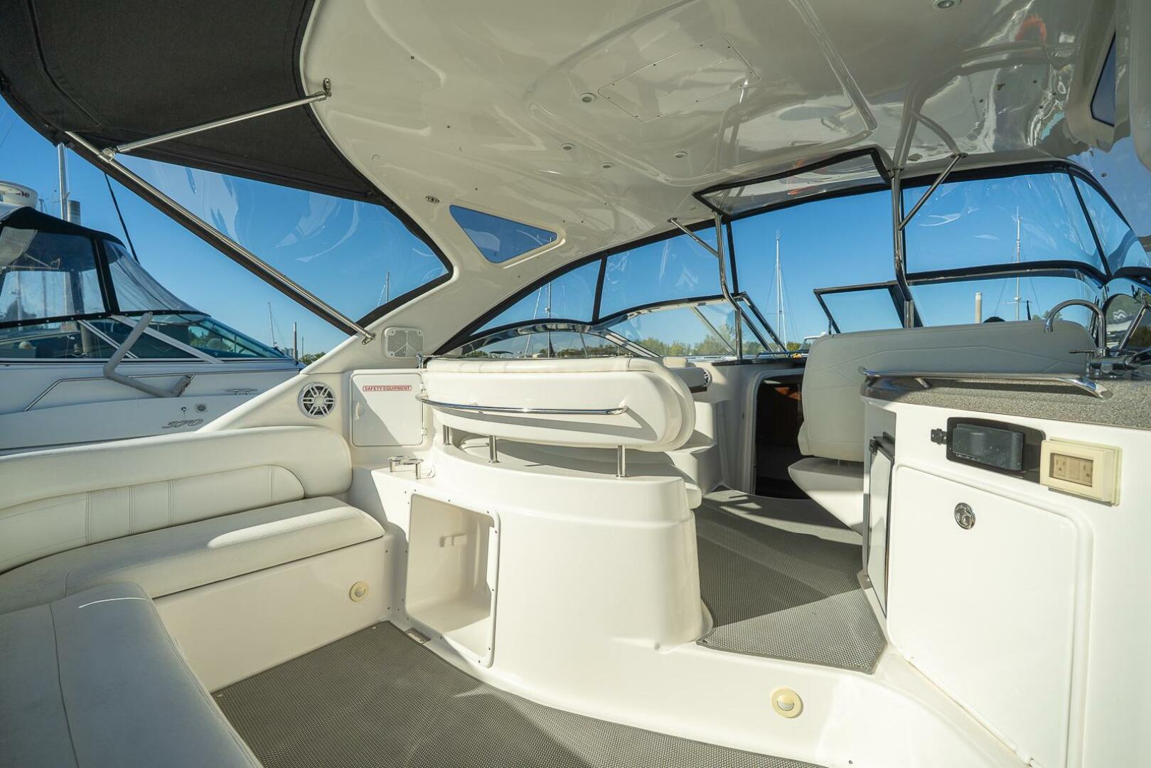 40ft Regal Yacht For Sale