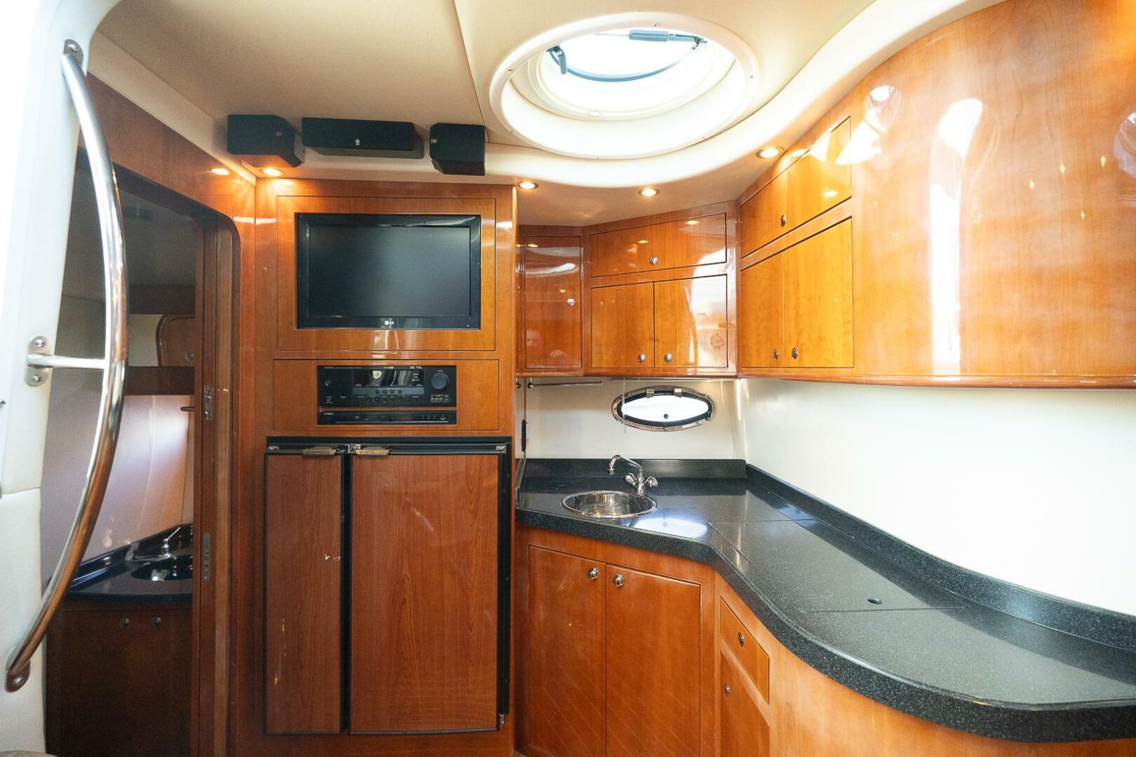 40ft Regal Yacht For Sale