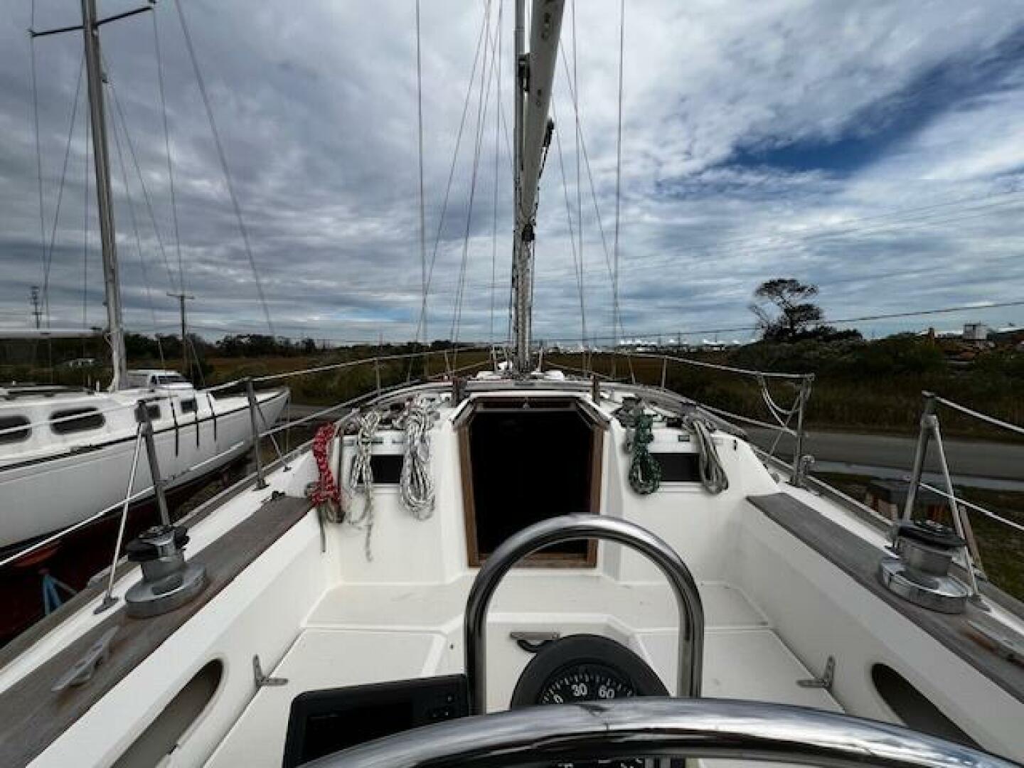 Helm sightline
