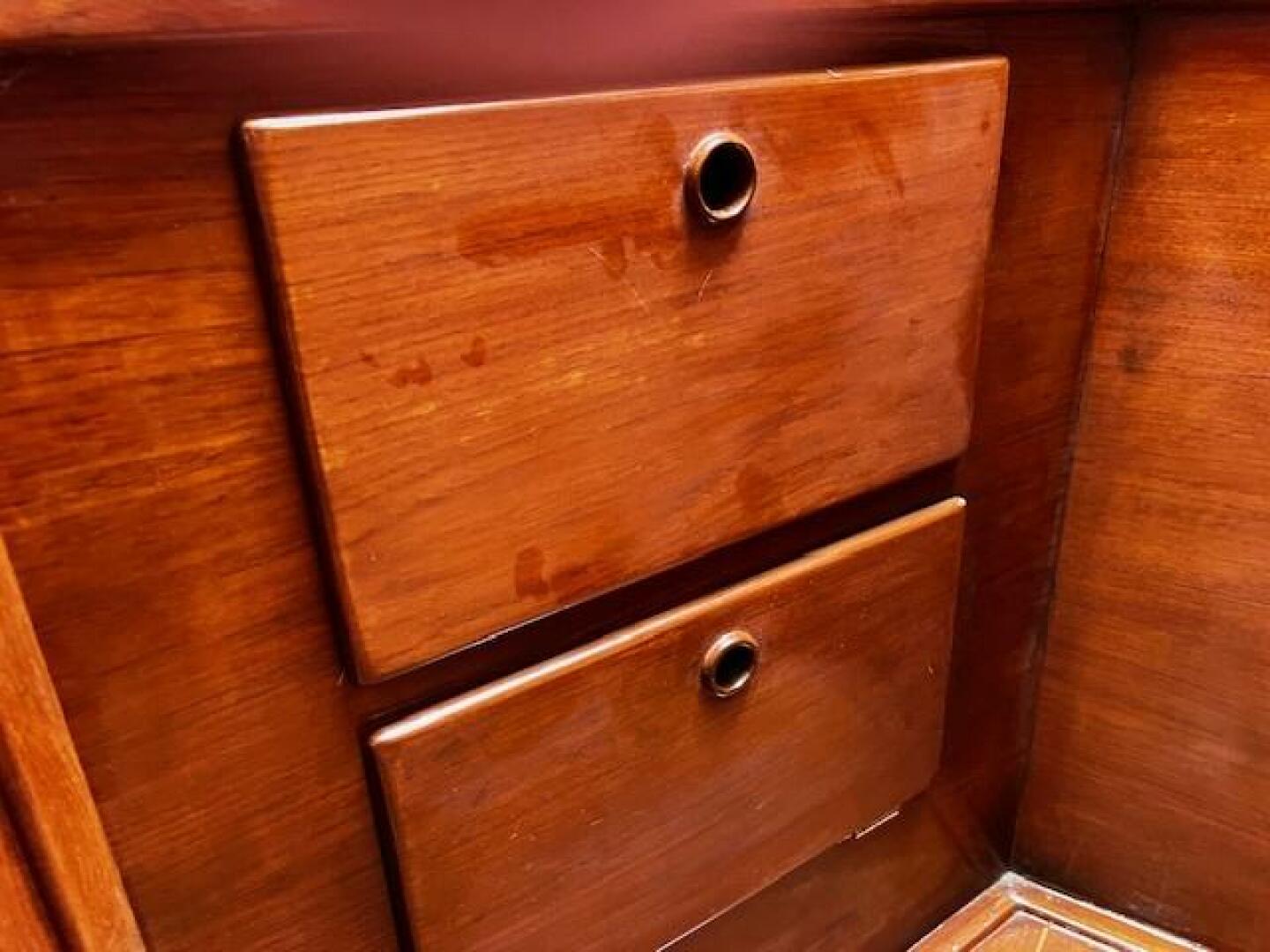 Fwd. berth storage