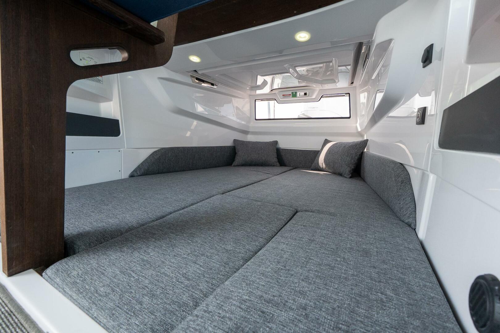 Axopar 29 Cross Cabin Stock 47 29ft Axopar Yacht For Sale