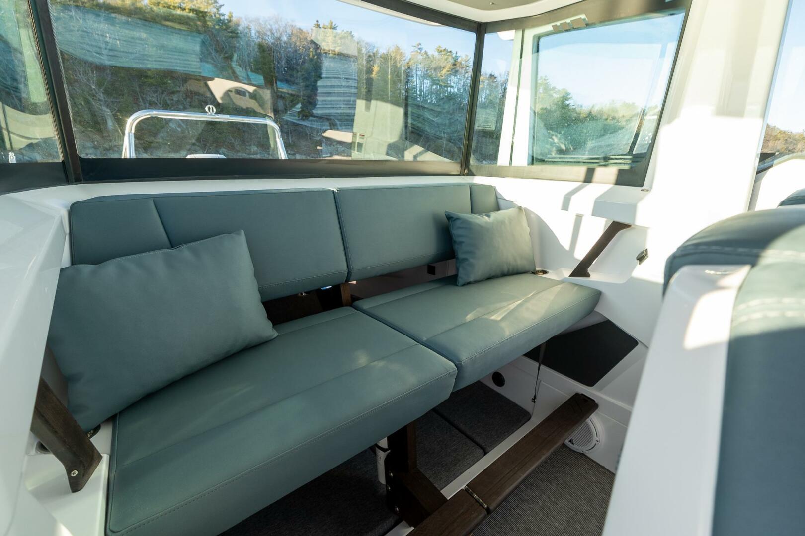 Axopar 29 Cross Cabin Stock 47 29ft Axopar Yacht For Sale