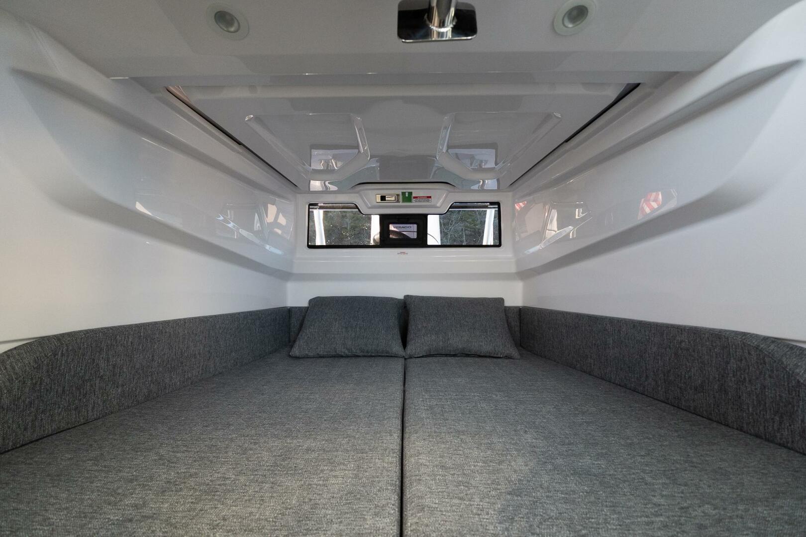 Axopar 29 Cross Cabin Stock 47 29ft Axopar Yacht For Sale