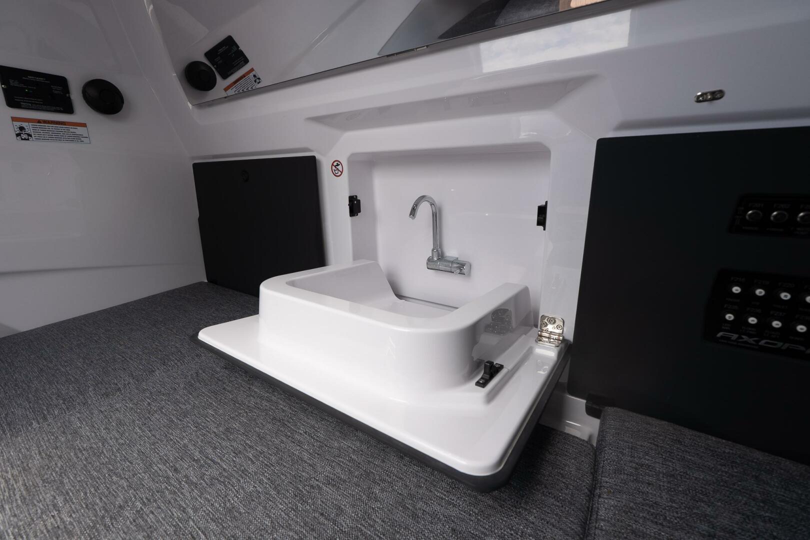 Axopar 29 Cross Cabin Stock 48 29ft Axopar Yacht For Sale
