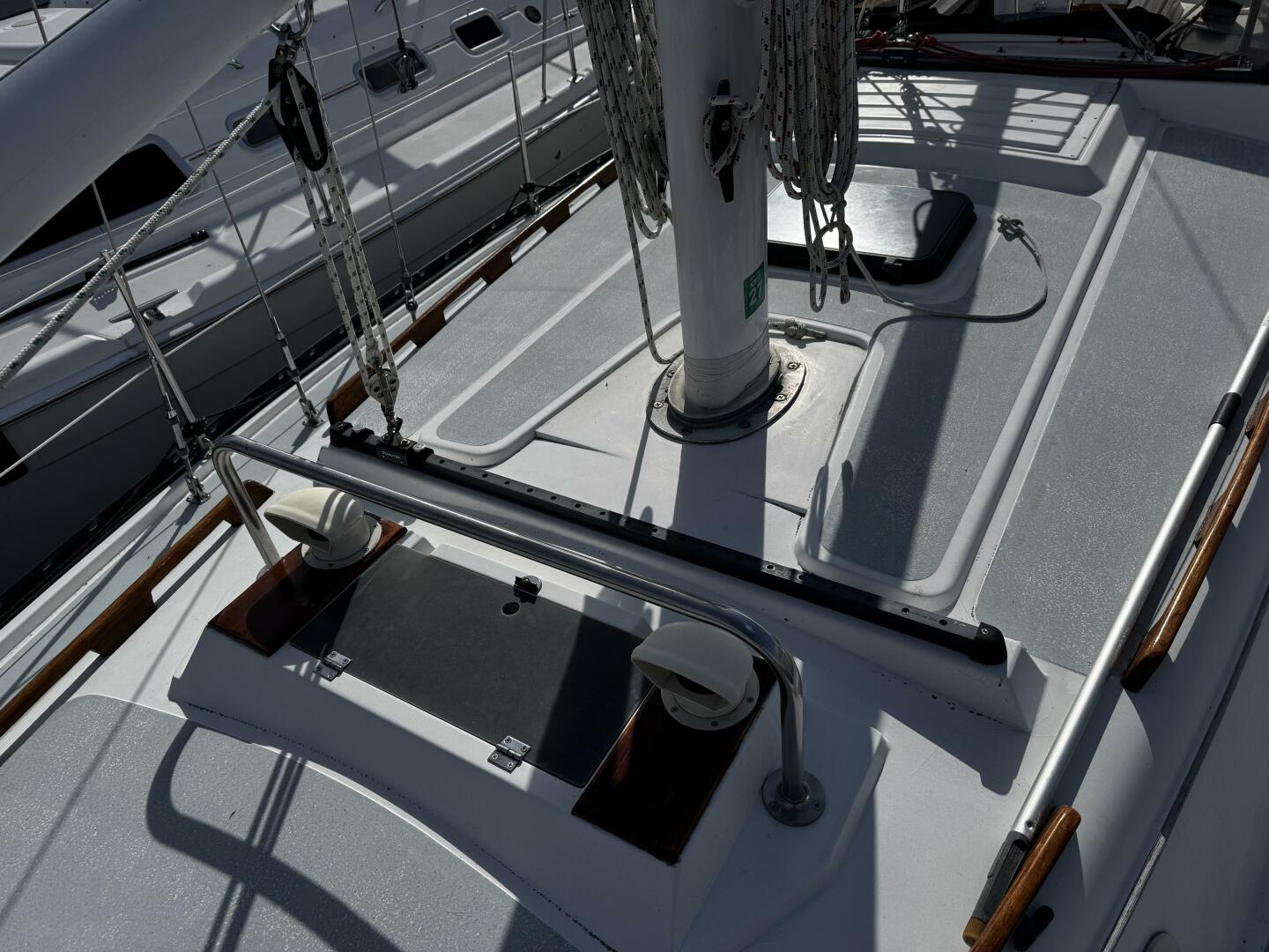 37ft Hunter Yacht For Sale 37ft Hunter Yacht For Sale