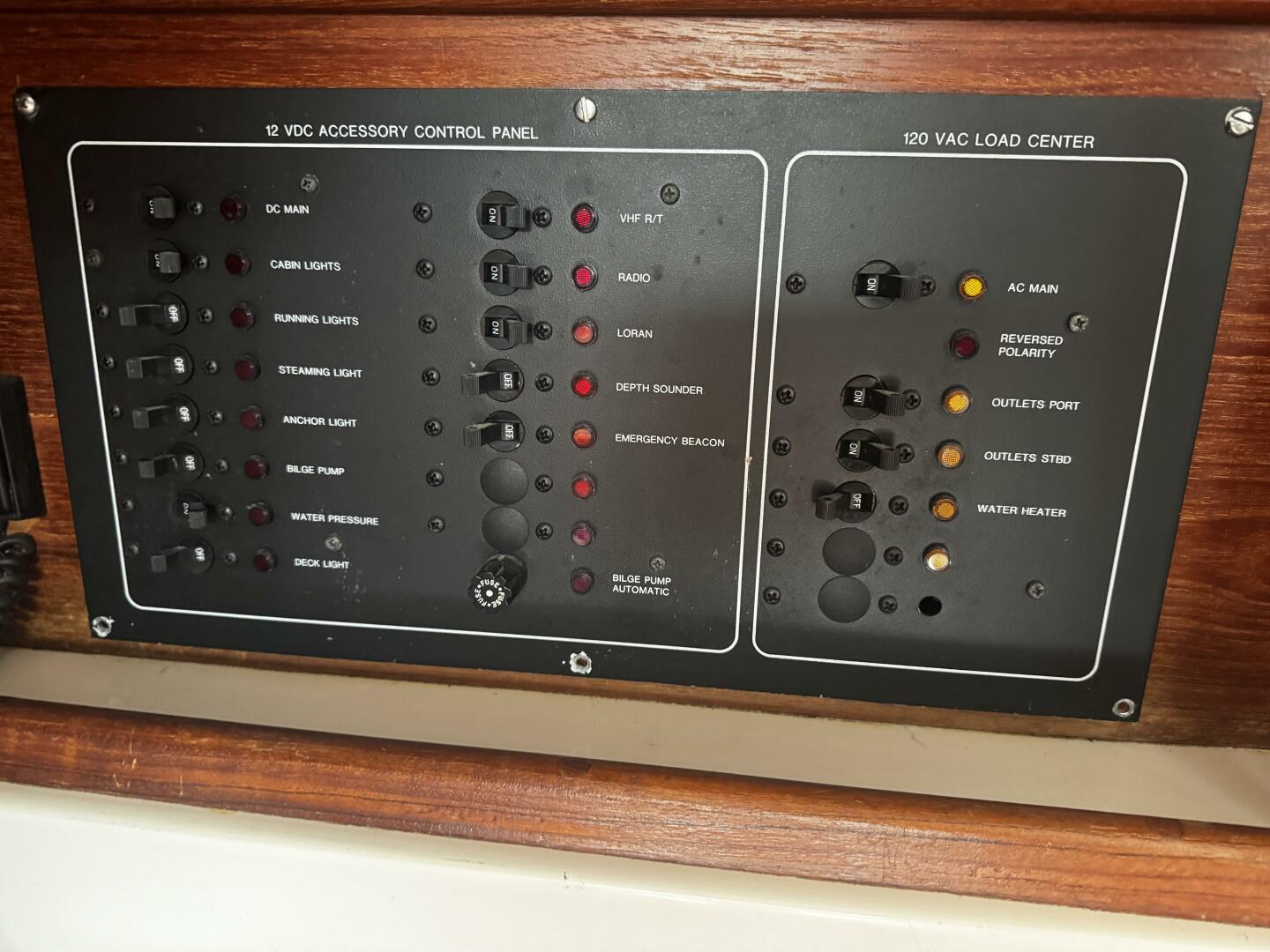 37ft Hunter Yacht For Sale 37ft Hunter Yacht For Sale