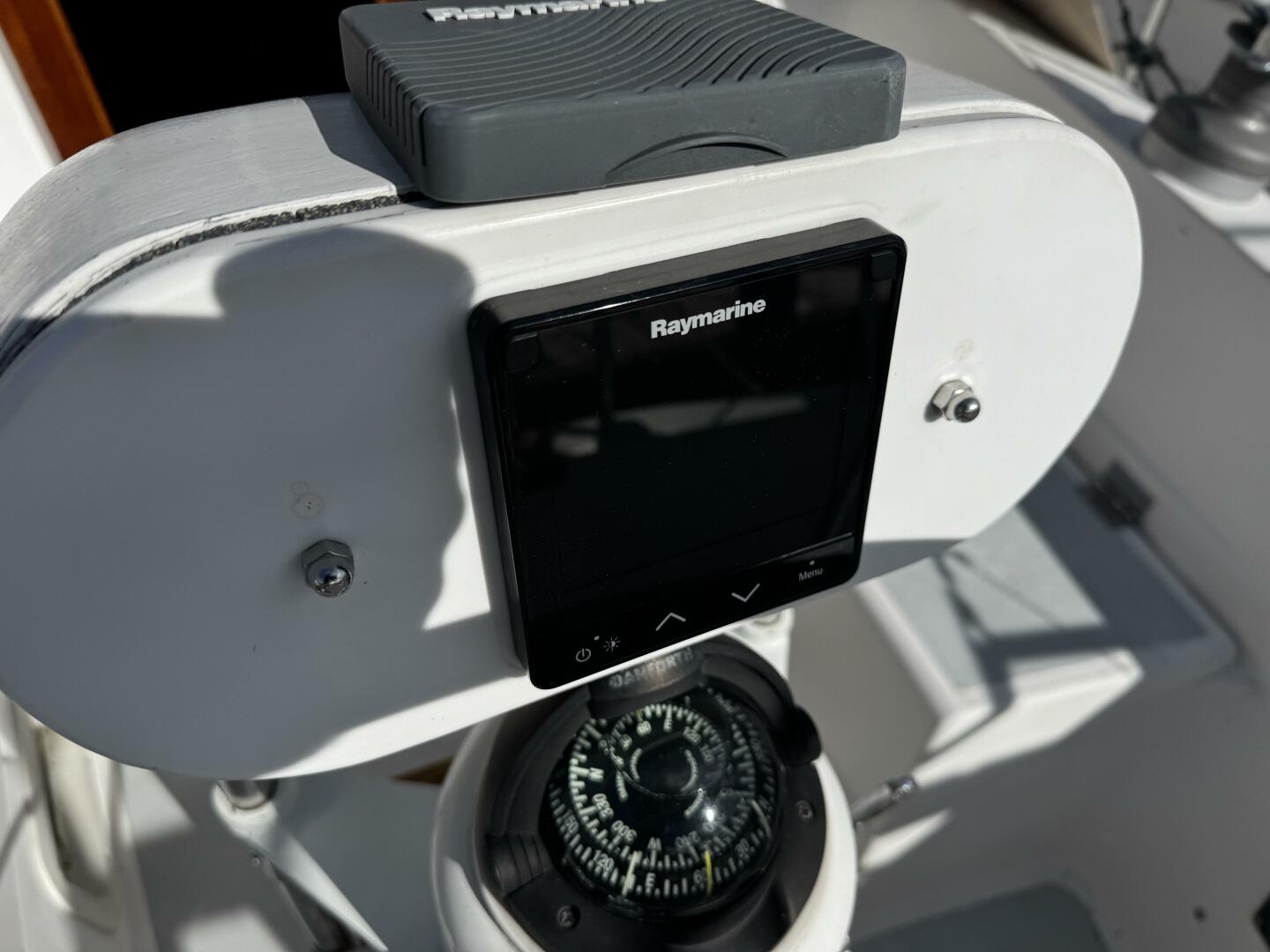 37ft Hunter Yacht For Sale 37ft Hunter Yacht For Sale