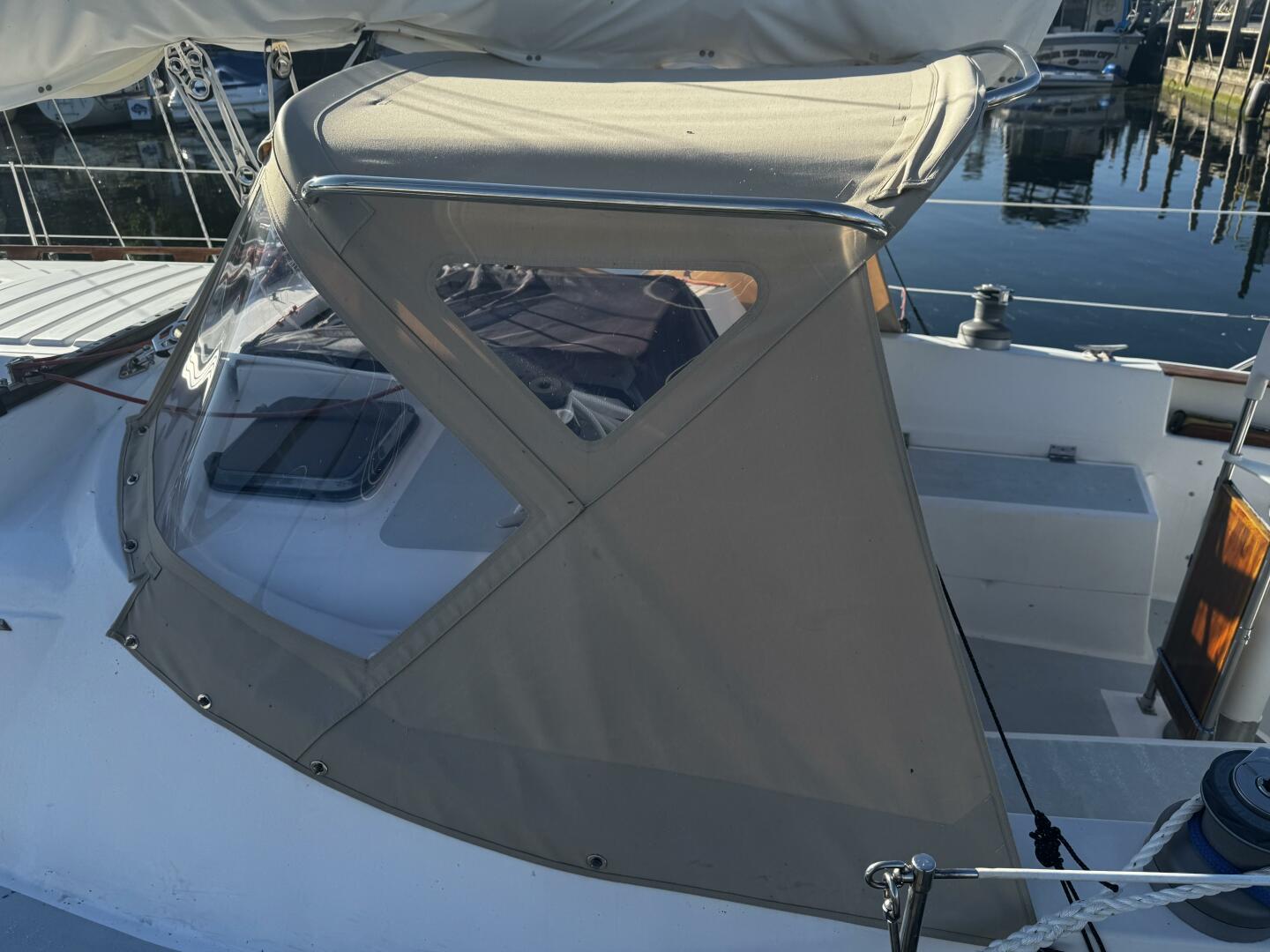 37ft Hunter Yacht For Sale 37ft Hunter Yacht For Sale
