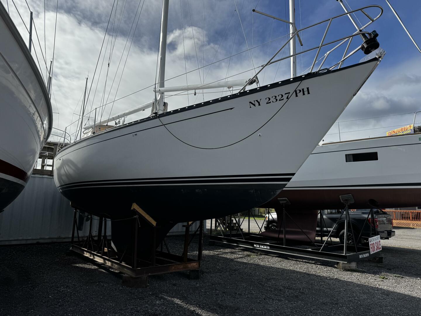37ft Hunter Yacht For Sale 37ft Hunter Yacht For Sale