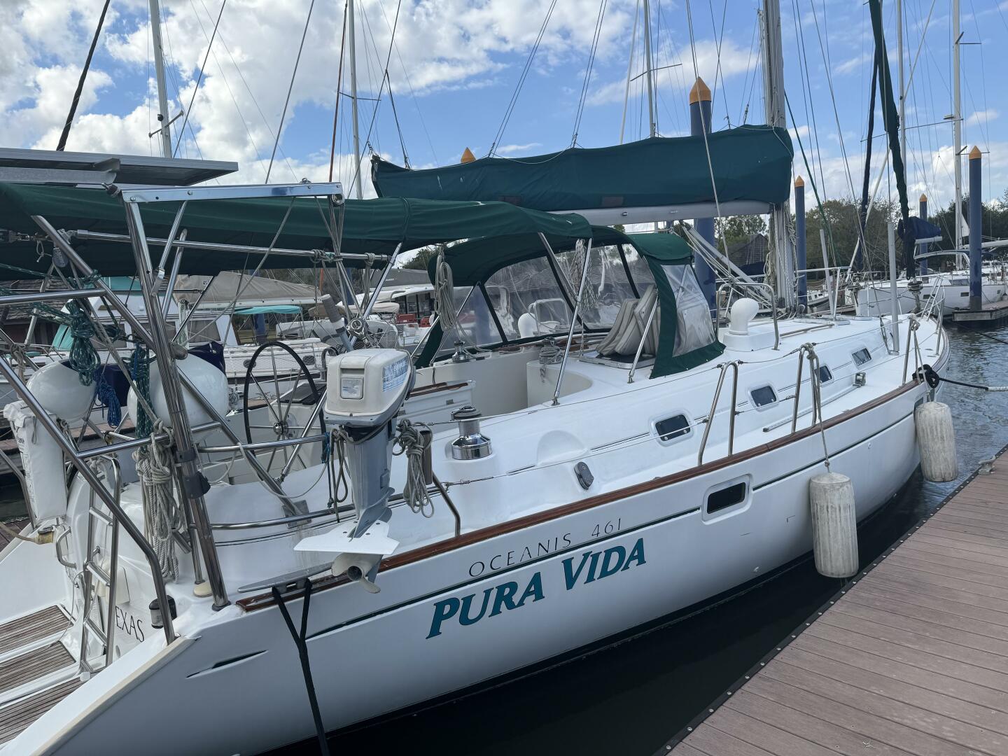 Pura Vida 46ft Beneteau Yacht For Sale Pura Vida 46ft Beneteau Yacht For Sale