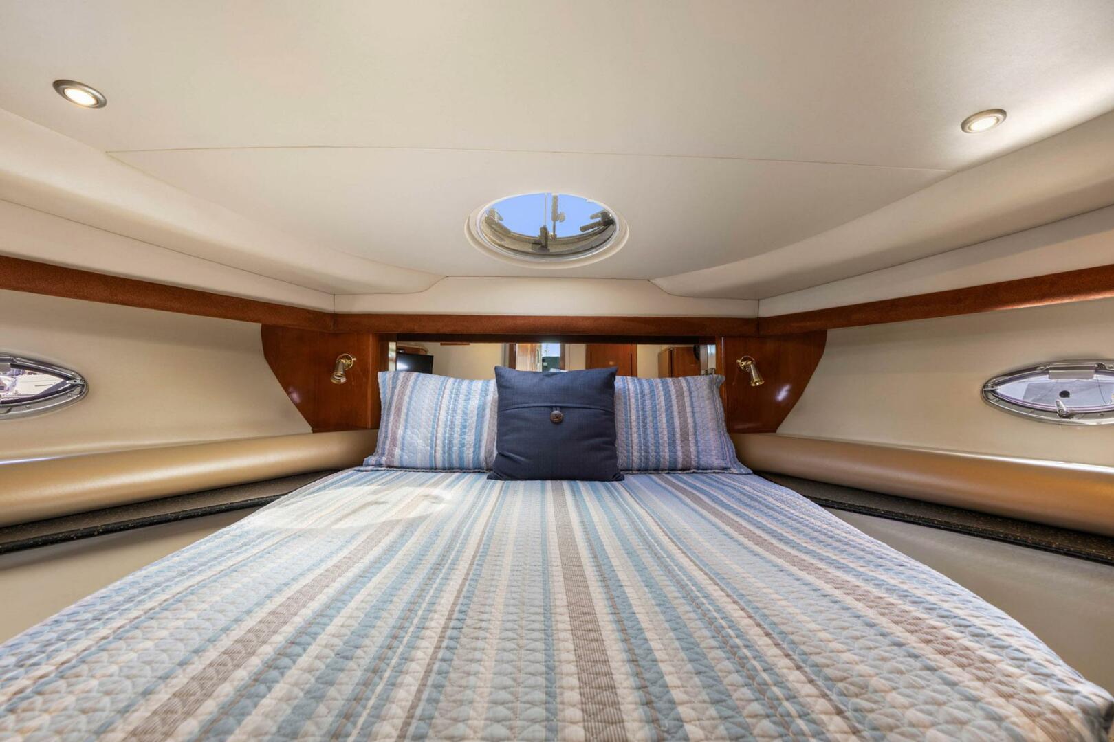 Bella Vita 40ft Meridian Yacht For Sale