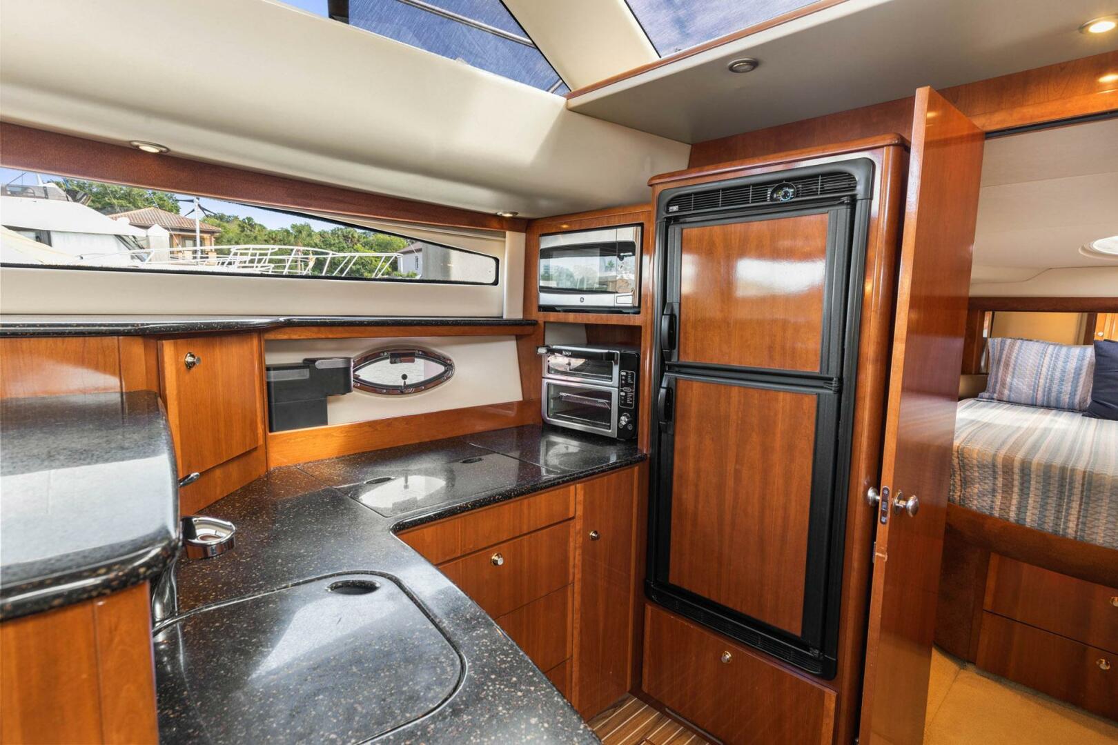 Bella Vita 40ft Meridian Yacht For Sale