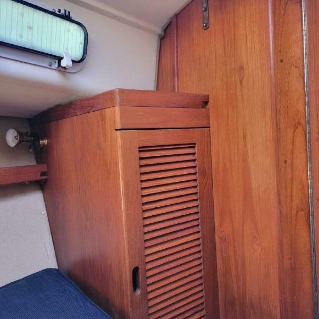 Autumn Lady 39ft Pearson Yacht For Sale Autumn Lady 39ft Pearson Yacht For Sale