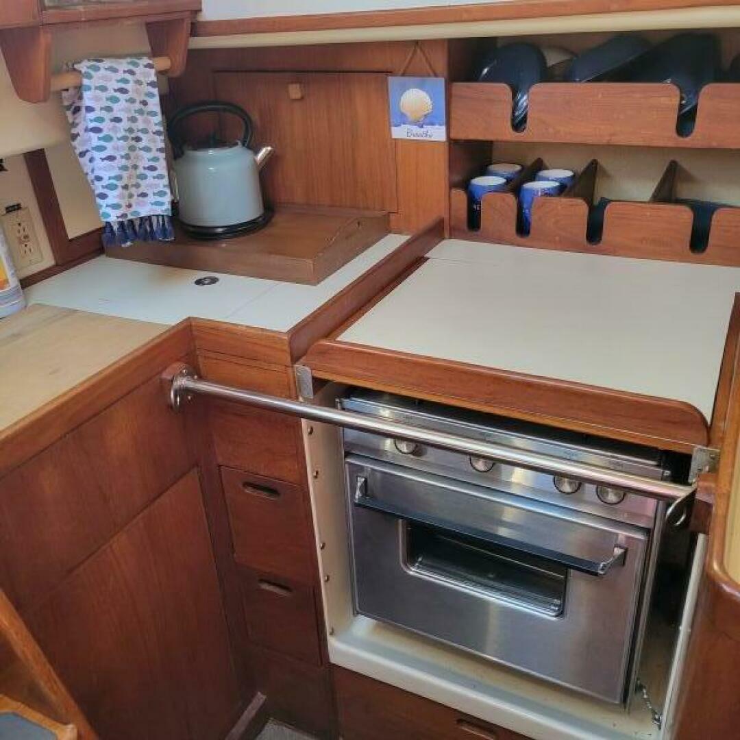 Autumn Lady 39ft Pearson Yacht For Sale Autumn Lady 39ft Pearson Yacht For Sale