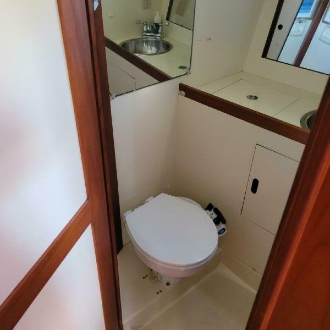 Autumn Lady 39ft Pearson Yacht For Sale Autumn Lady 39ft Pearson Yacht For Sale