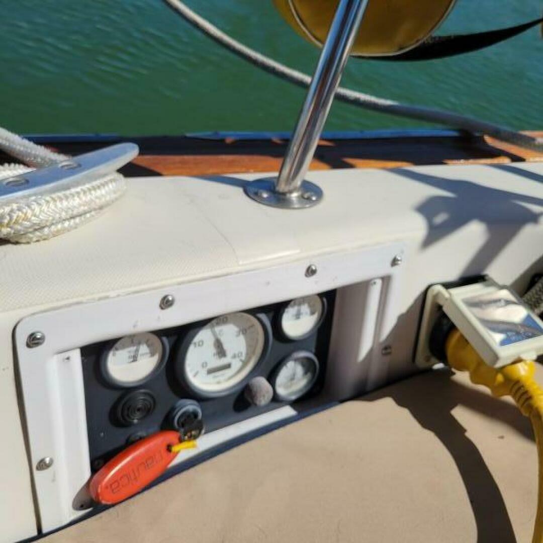 Autumn Lady 39ft Pearson Yacht For Sale Autumn Lady 39ft Pearson Yacht For Sale