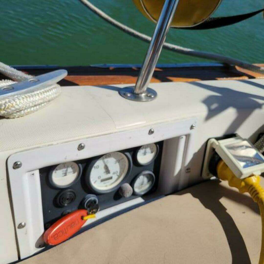 Autumn Lady 39ft Pearson Yacht For Sale Autumn Lady 39ft Pearson Yacht For Sale