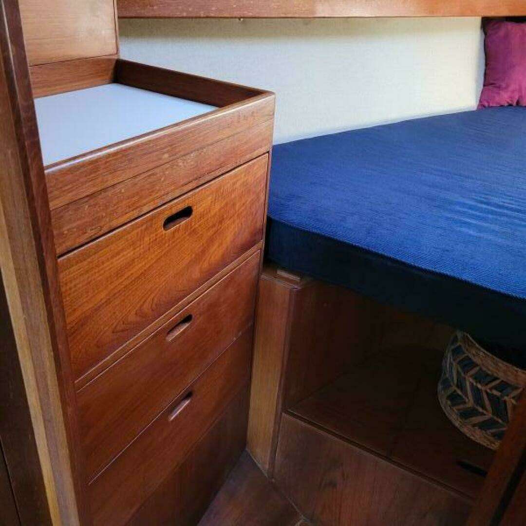 Autumn Lady 39ft Pearson Yacht For Sale Autumn Lady 39ft Pearson Yacht For Sale