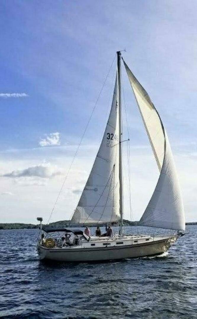 Autumn Lady 39ft Pearson Yacht For Sale Autumn Lady 39ft Pearson Yacht For Sale