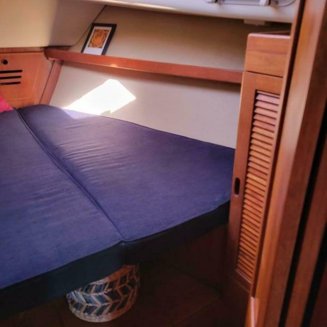 Autumn Lady 39ft Pearson Yacht For Sale Autumn Lady 39ft Pearson Yacht For Sale