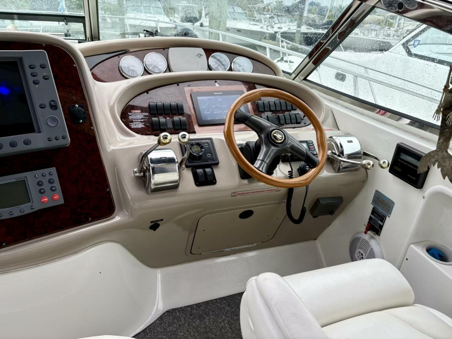38ft Sea Ray Yacht For Sale 38ft Sea Ray Yacht For Sale