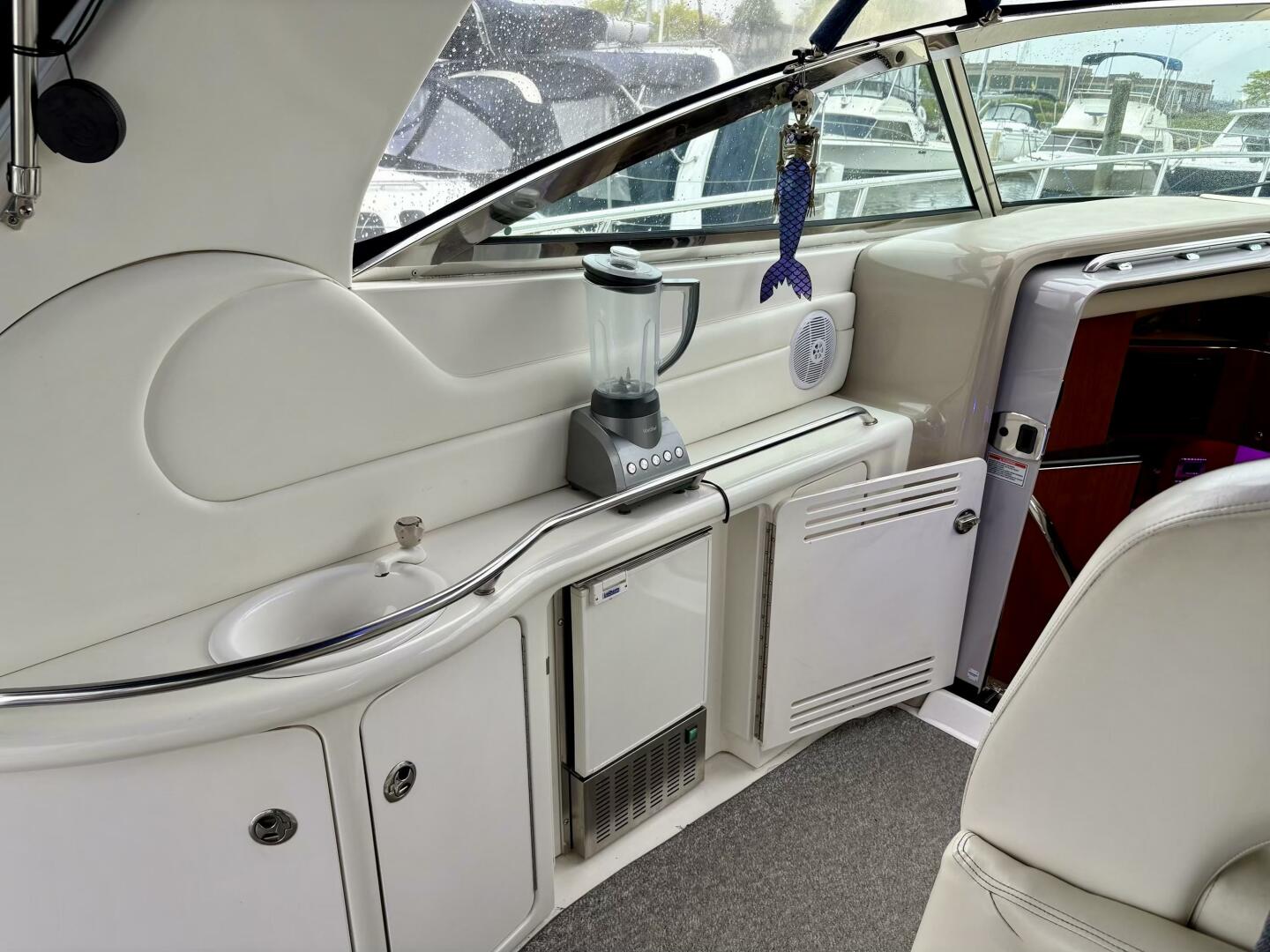 38ft Sea Ray Yacht For Sale 38ft Sea Ray Yacht For Sale
