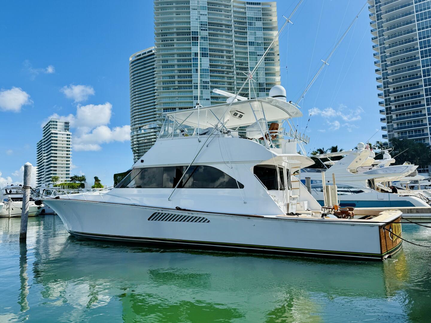 KICKBACK Viking Yacht for Sale