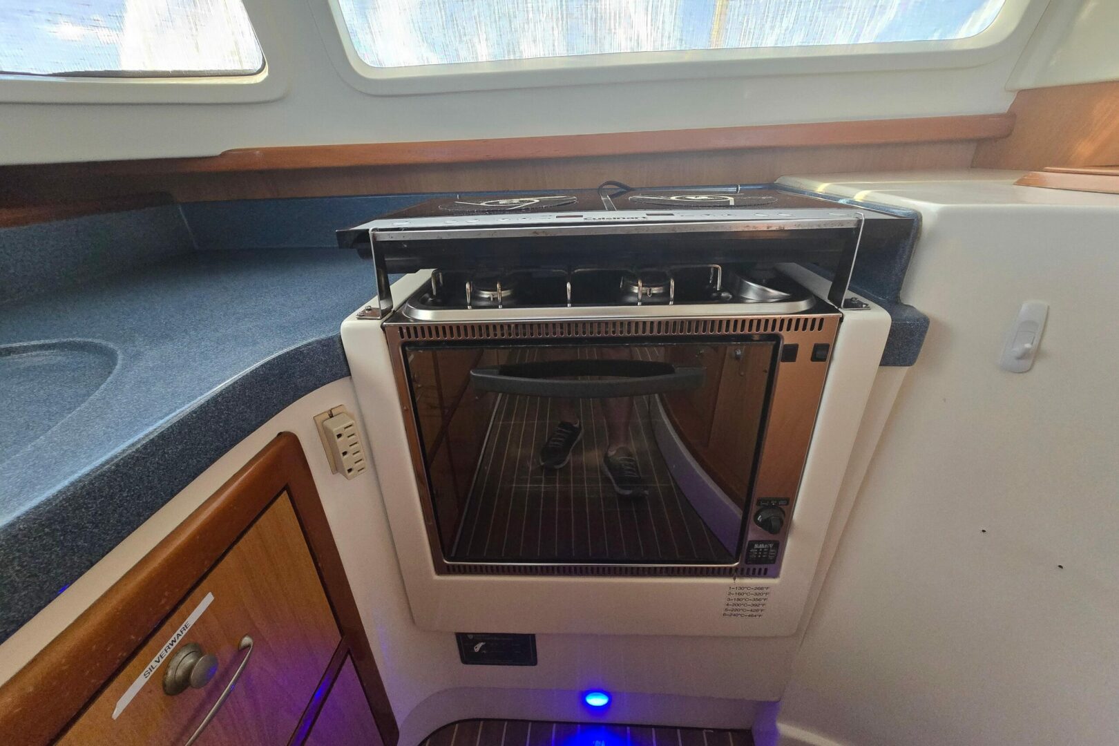 44ft Dolphin Yacht For Sale 44ft Dolphin Yacht For Sale