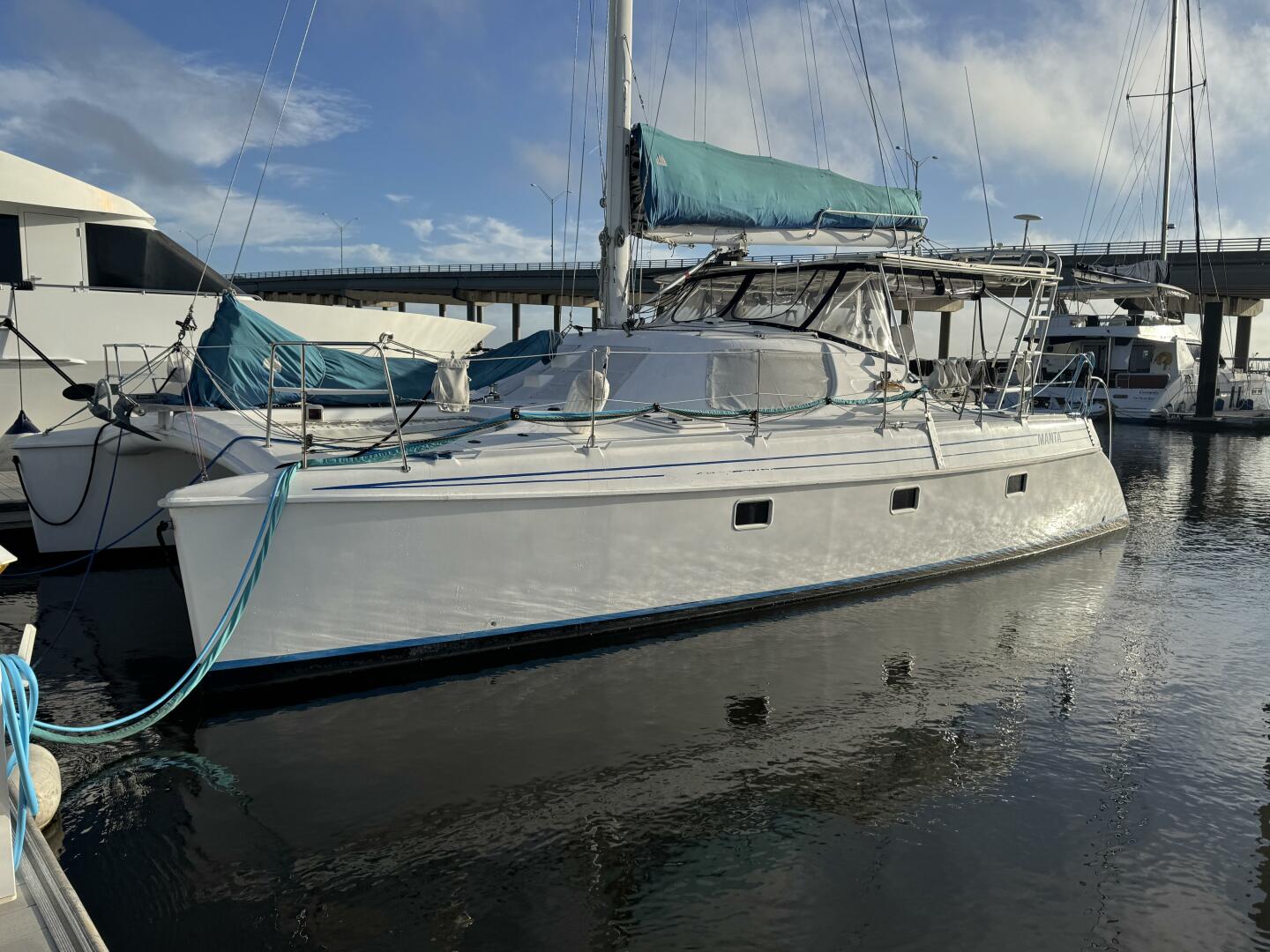 40ft Manta Yacht For Sale 40ft Manta Yacht For Sale