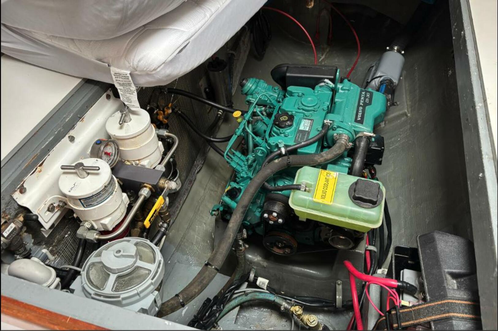 40ft Manta Yacht For Sale 40ft Manta Yacht For Sale