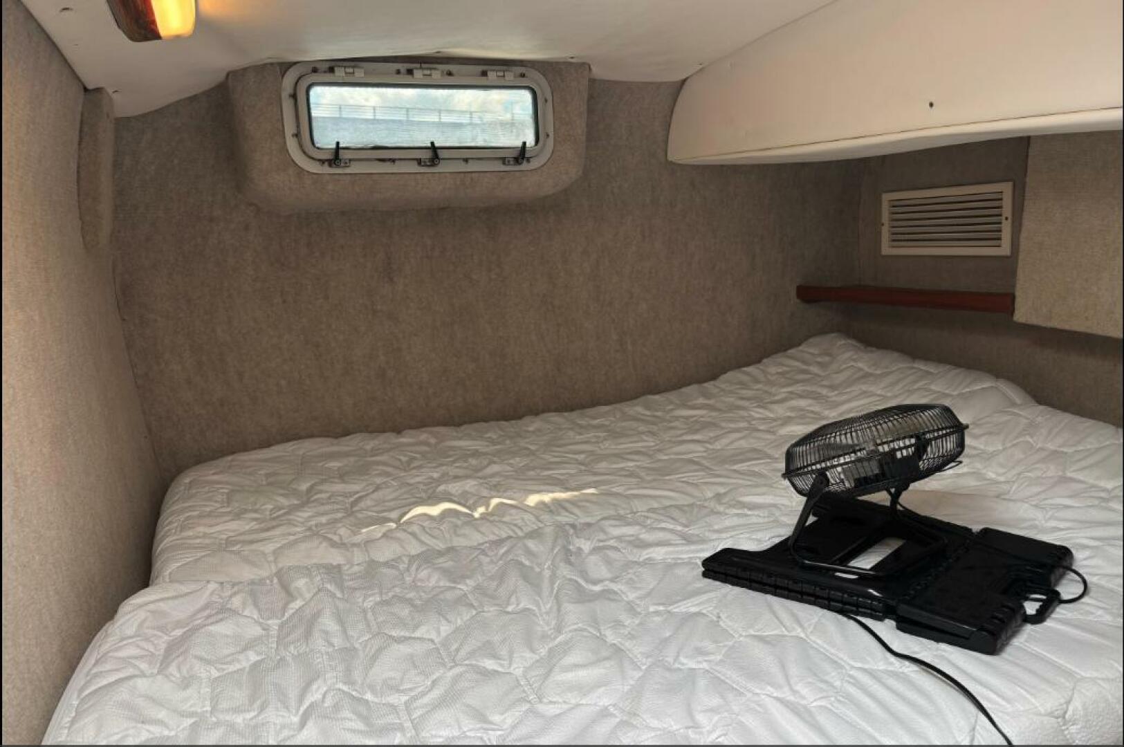 40ft Manta Yacht For Sale 40ft Manta Yacht For Sale