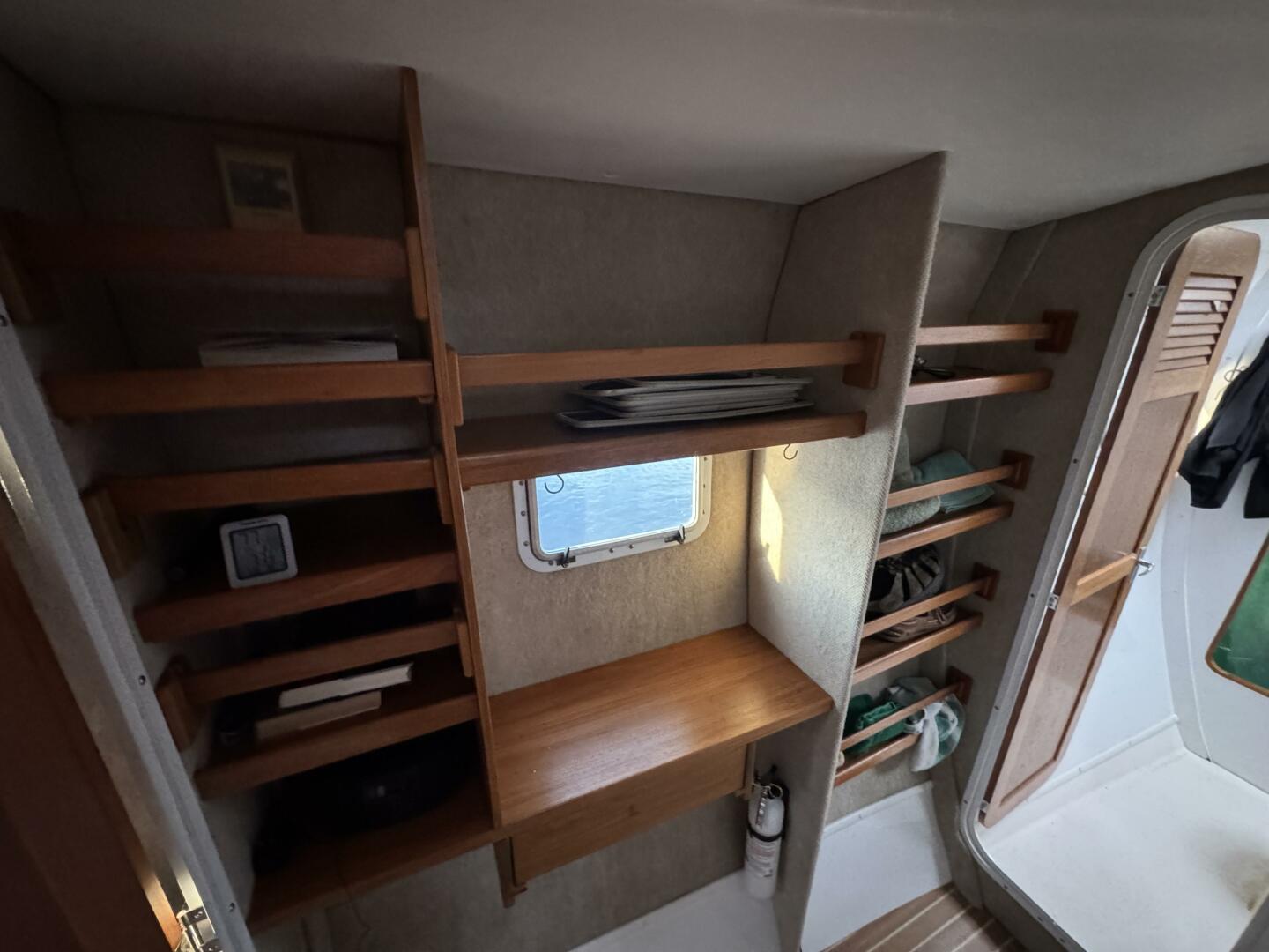 40ft Manta Yacht For Sale 40ft Manta Yacht For Sale