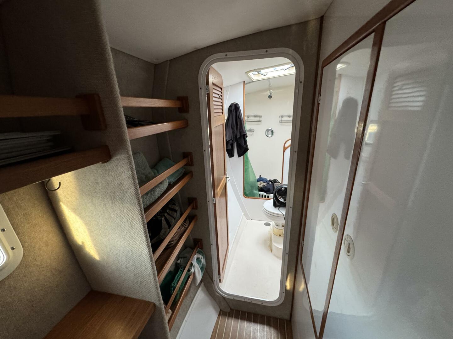 40ft Manta Yacht For Sale 40ft Manta Yacht For Sale