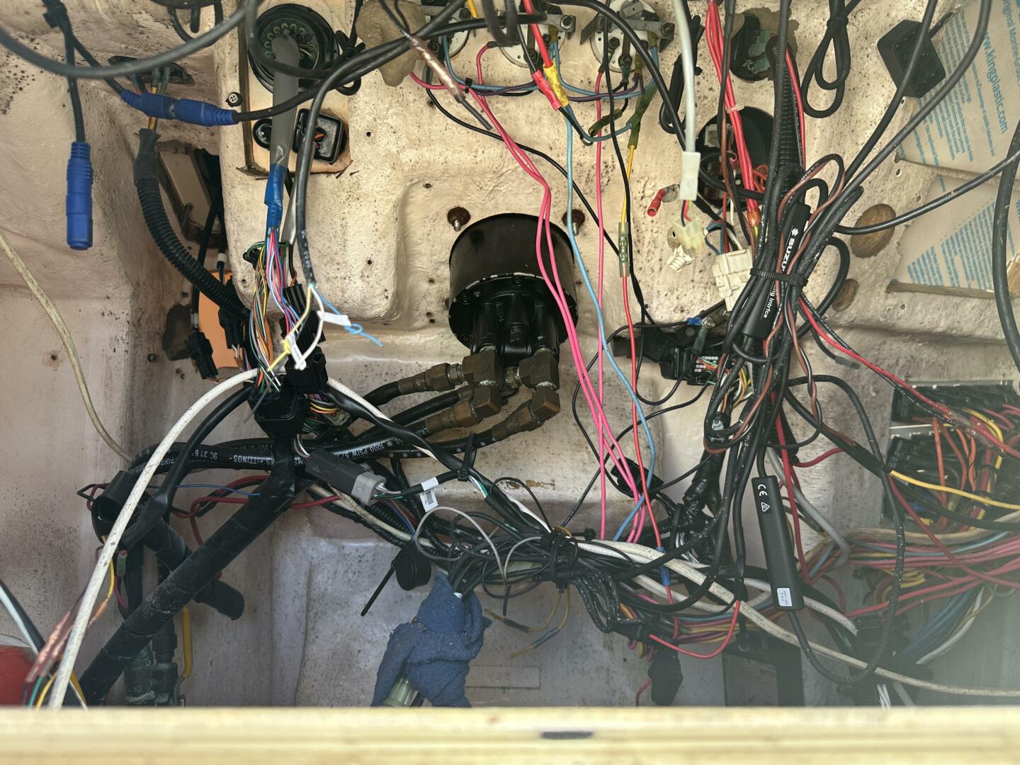 37ft Intrepid Yacht For Sale