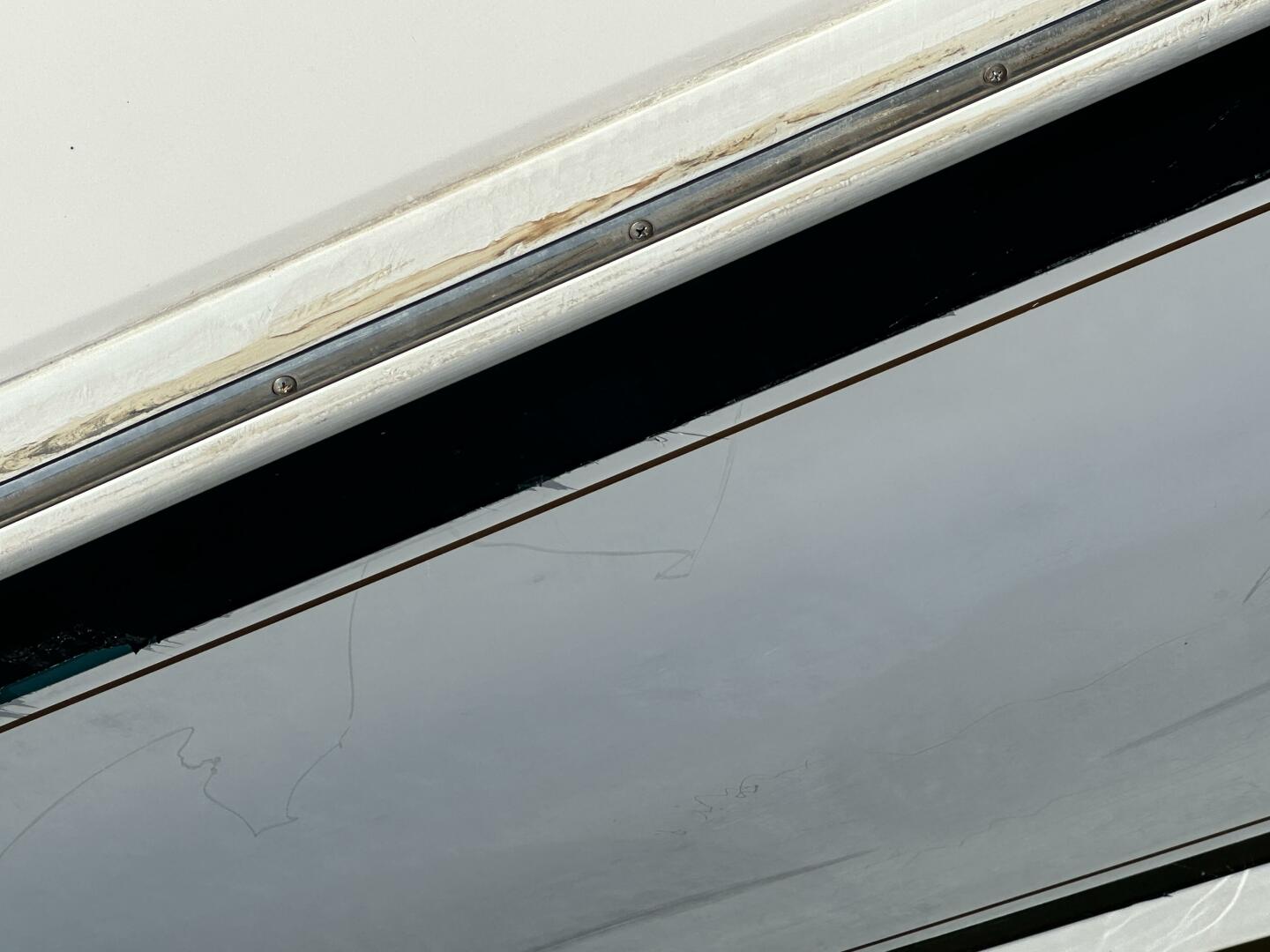 37ft Intrepid Yacht For Sale